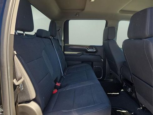 Used 2025 Chevrolet Silverado 2500 LT w/ Convenience Package AWD/4WD image 14