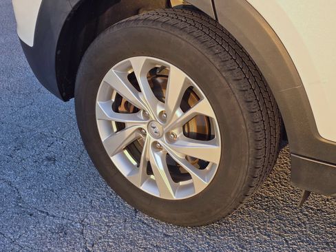 Used 2019 Hyundai Tucson SE FWD image 9