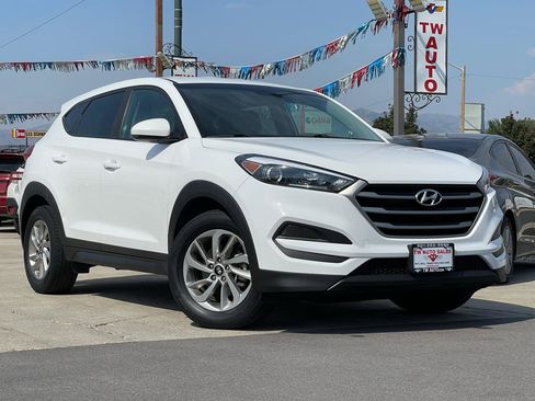 Used 2017 Hyundai Tucson SE FWD image 3