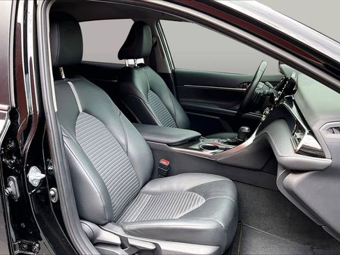 Used 2024 Honda Accord Touring image 8
