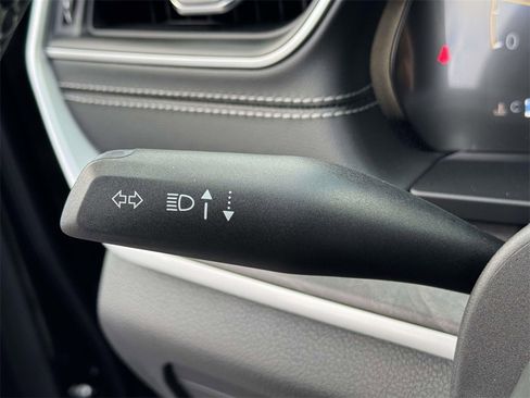 New 2025 Jeep Grand Cherokee Limited w/ Luxury Tech Group II image 24