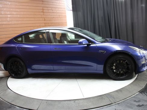 Used 2022 Tesla Model 3 Long Range image 17