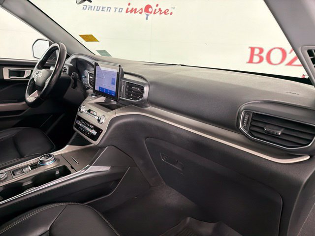 Used 2022 Ford Explorer XLT AWD/4WD image 30