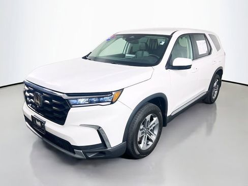 Certified 2023 Honda Pilot EX-L image 3