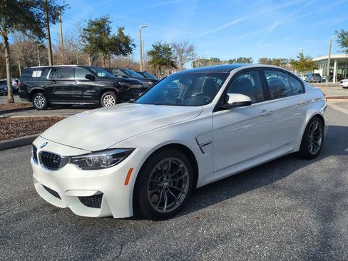 Used 2018 BMW M3 image 2