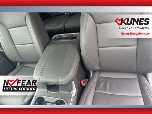 Used 2025 GMC Sierra 2500 SLT w/ SLT Premium Package image 15