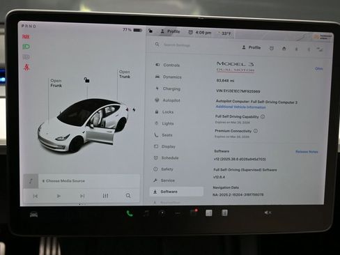 Used 2021 Tesla Model 3 Performance image 29