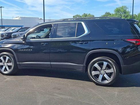 Certified 2023 Chevrolet Traverse LT w/ LT Premium Package AWD/4WD image 8