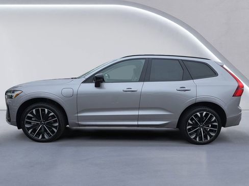 New 2026 Volvo XC60 T8 Ultra w/ Protection Package Premier AWD/4WD image 6