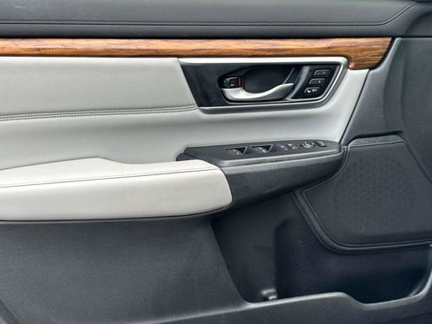 Used 2021 Honda CR-V Touring image 18