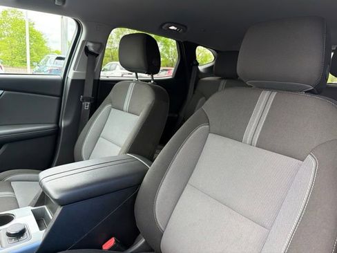 Used 2024 Chevrolet Blazer LT w/ Convenience Package FWD image 15