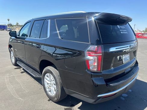 Used 2024 Chevrolet Tahoe LS RWD image 2
