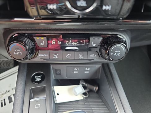 New 2026 Nissan Kicks SV w/ SV Premium Package image 25