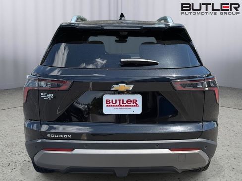 Certified 2025 Chevrolet Equinox LT w/ Convenience Package II FWD image 5