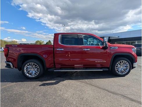 New 2026 GMC Sierra 1500 SLT w/ SLT Premium Plus Package image 9