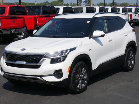 Used 2021 Kia Seltos S AWD/4WD image 6
