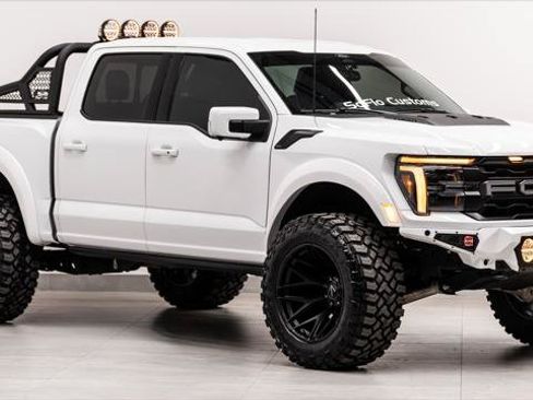 Used 2025 Ford F150 Raptor AWD/4WD image 6