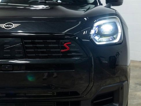 Certified 2025 MINI Cooper Countryman S image 8
