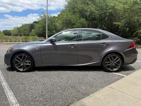 Used 2014 Lexus IS 250 w/ F-Sport Package RWD image 2