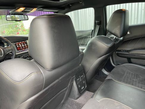 Used 2018 Dodge Charger R/T RWD image 26