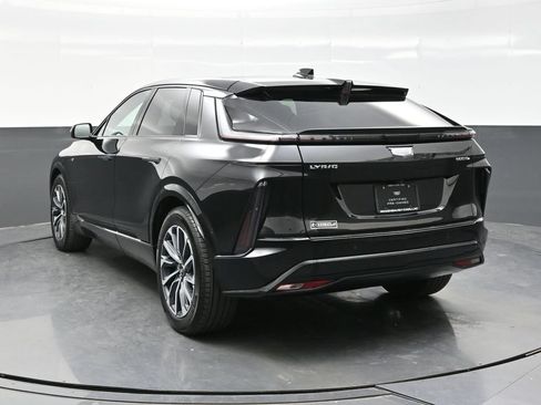 Certified 2024 Cadillac Lyriq Sport w/ LPO, Floor Liner Package AWD/4WD image 5