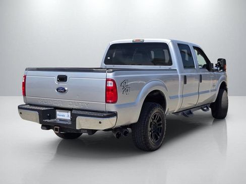 Used 2016 Ford F250 XLT w/ XLT Value Package AWD/4WD image 4