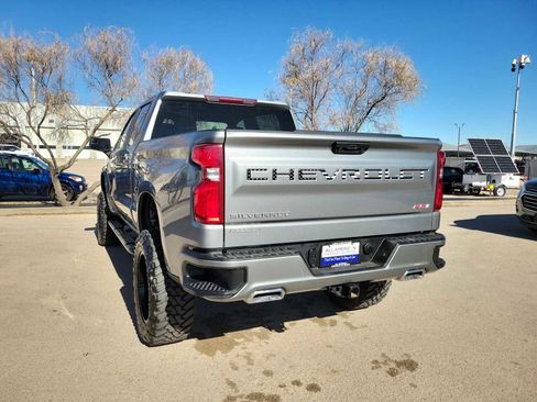Used 2023 Chevrolet Silverado 1500 RST w/ Z71 Off-Road Package image 4