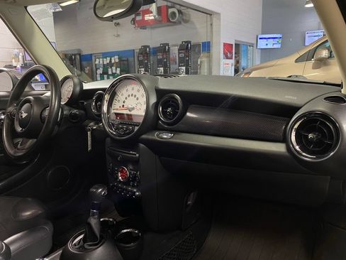 Used 2011 MINI Cooper Clubman S FWD image 30