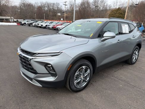 Used 2024 Chevrolet Blazer LT w/ Convenience Package image 9