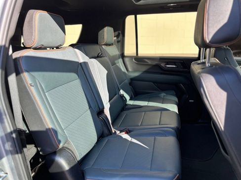 Used 2026 GMC Yukon XL AT4 AWD/4WD image 12