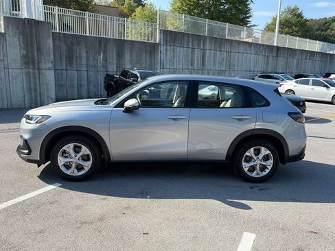 Certified 2024 Honda HR-V LX image 2