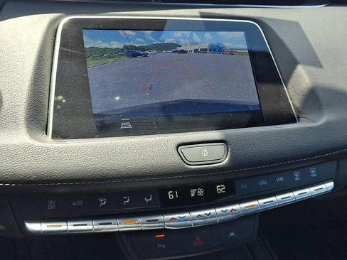 Used 2023 Cadillac XT4 Premium Luxury AWD/4WD image 18
