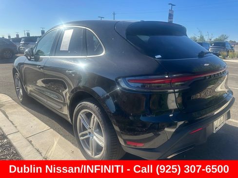 Used 2024 Porsche Macan Turbo AWD/4WD image 3