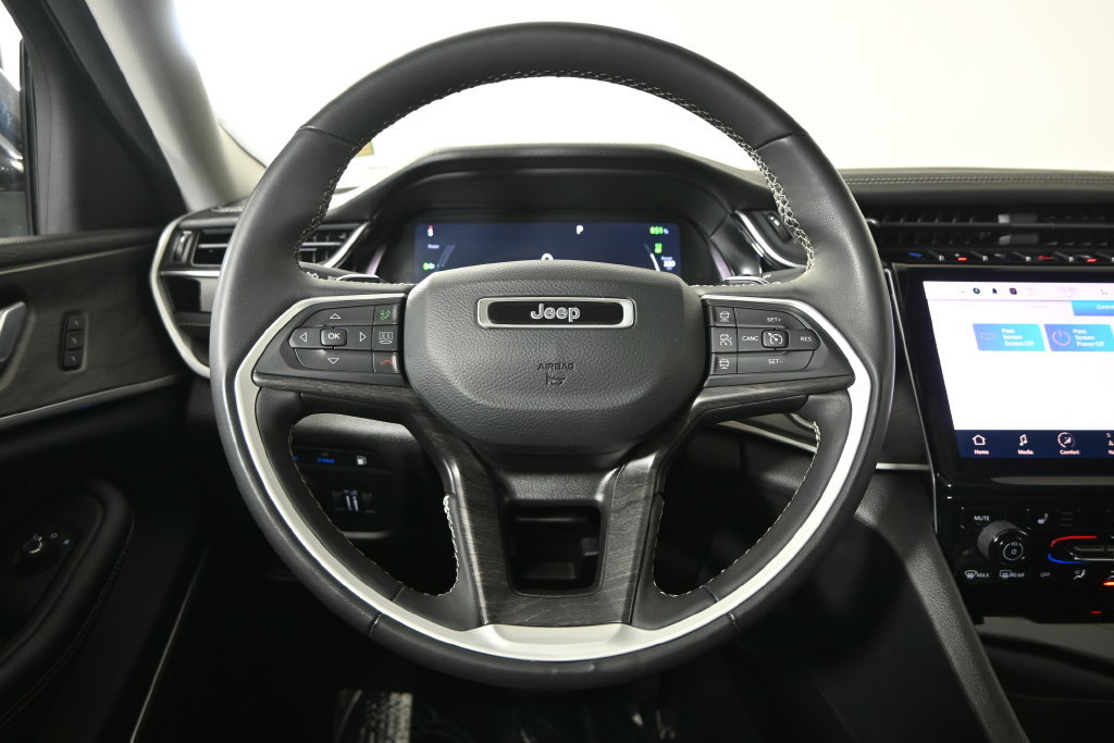 Used 2023 Jeep Grand Cherokee 4WD 4xe image 35