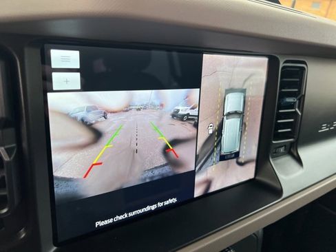 Used 2022 Ford Bronco Wildtrak image 13