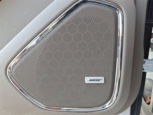 Used 2018 GMC Yukon SLT w/ Open Road Package image 23