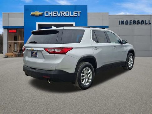 Used 2021 Chevrolet Traverse LT image 25