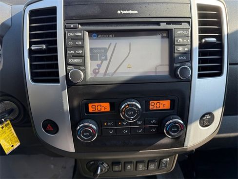 Used 2015 Nissan Frontier PRO-4X w/ Pro-4x Luxury Package image 27