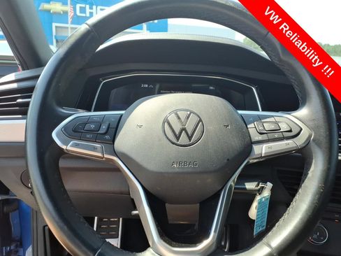 Used 2023 Volkswagen Jetta Sport FWD image 25