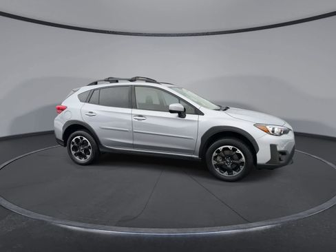 Certified 2023 Subaru Crosstrek 2.0i Premium image 9