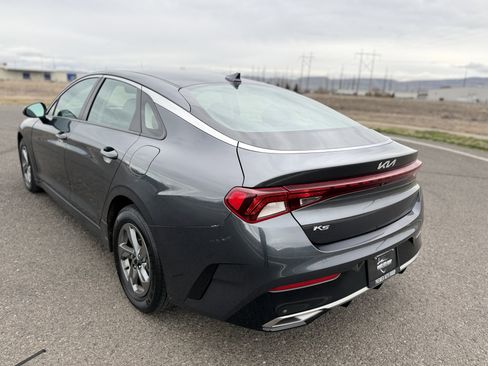 Used 2022 Kia K5 LXS FWD image 8