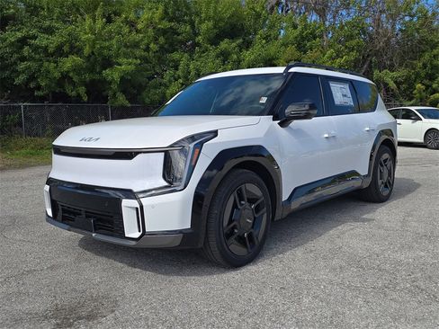 New 2026 Kia EV9 GT-Line image 4