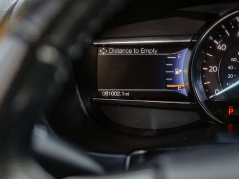 Used 2019 Ford Explorer XLT w/ Equipment Group 201A image 25