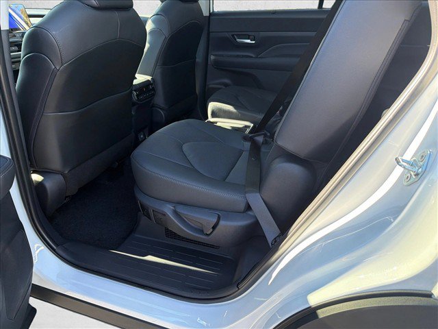 New 2026 Toyota Grand Highlander AWD Hybrid image 21