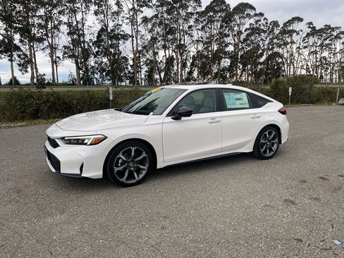 New 2026 Honda Civic Sport Touring image 4