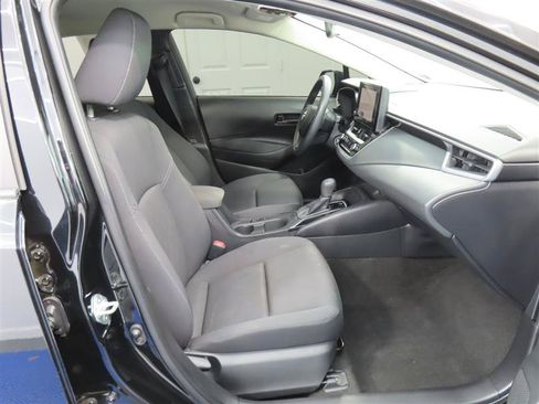Used 2023 Toyota Corolla LE FWD image 34