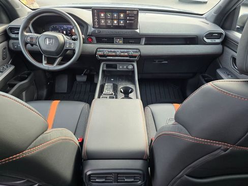 Certified 2026 Honda Passport TrailSport image 2