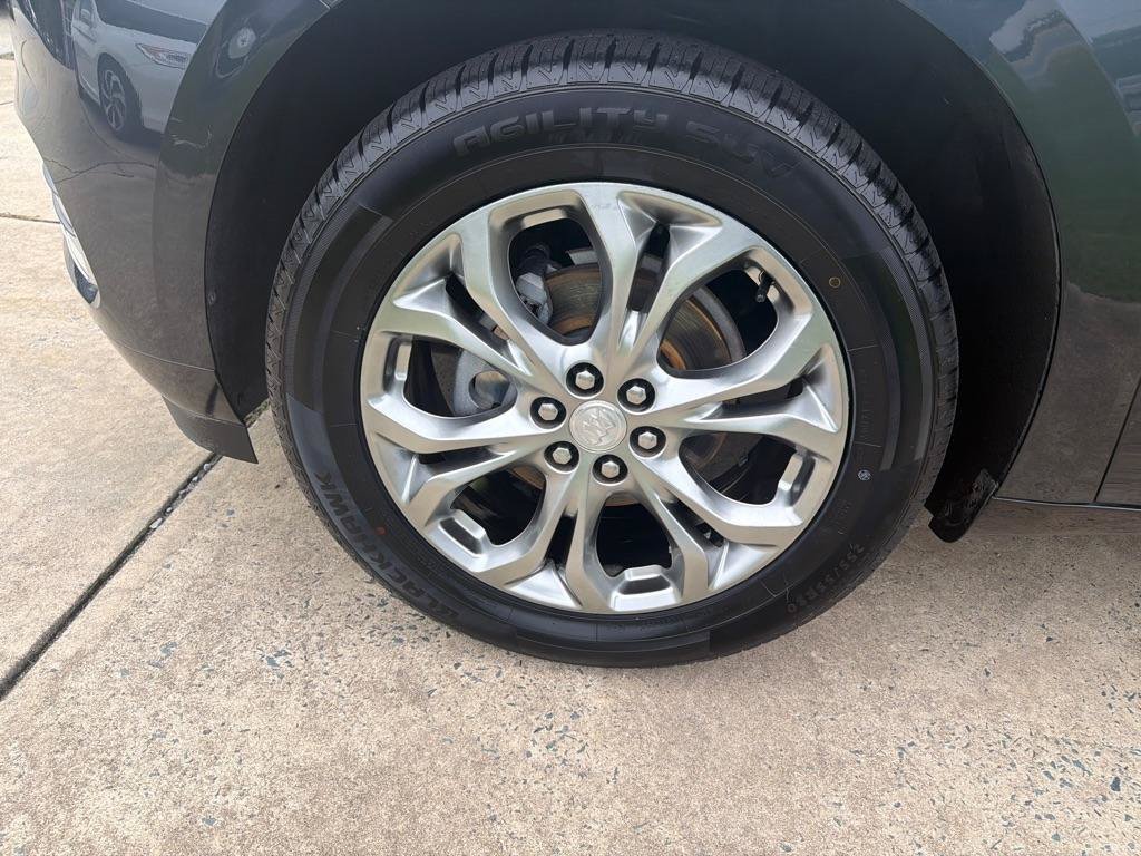 Used 2018 Buick Enclave Avenir w/ Avenir Technology Package FWD image 39