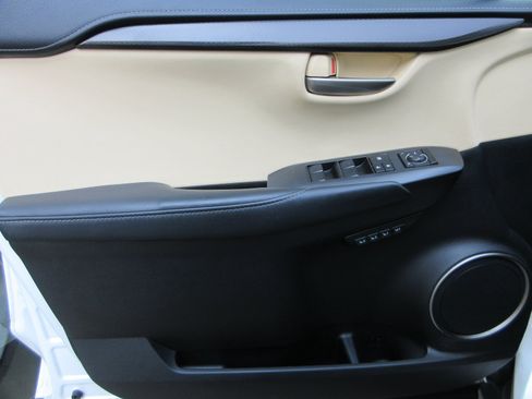 Used 2015 Lexus NX 200t AWD w/ Premium Package image 27