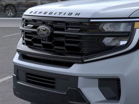 New 2026 Ford Expedition Max Platinum w/ Stealth Appearance Package AWD/4WD image 18